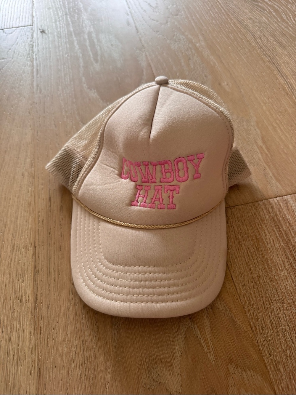 Beige trucker hat